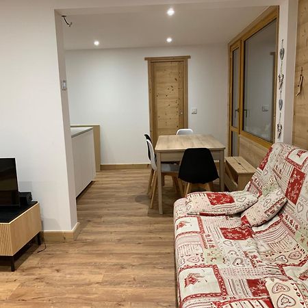 4P Au Pied Des Pistes, Refait A Neuf, La Plagne, Avec Wifi Apartment Luaran gambar